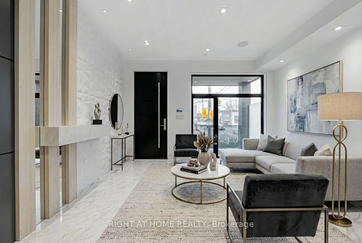 Photo 1 of 677 Huron Street, Toronto, The Annex — HOMEH