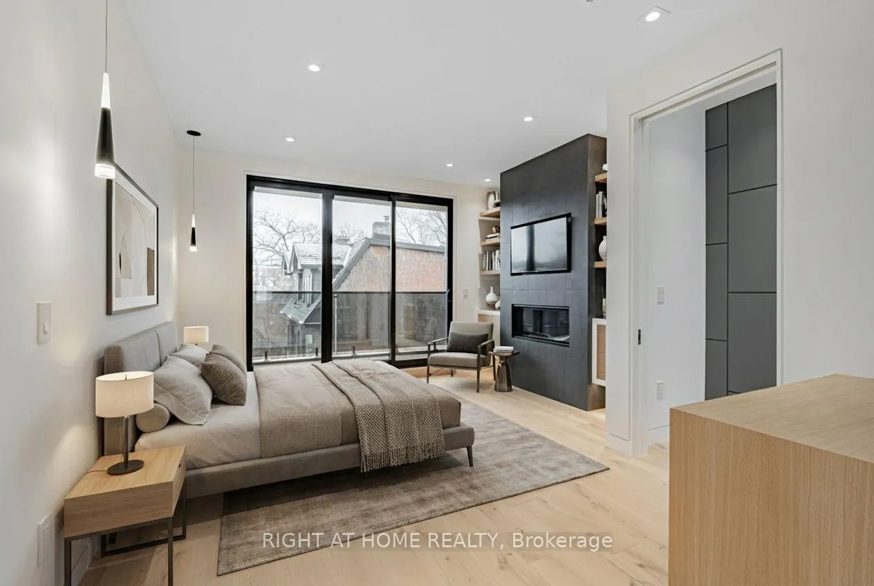 Photo 8 of 677 Huron Street, Toronto, The Annex — HOMEH