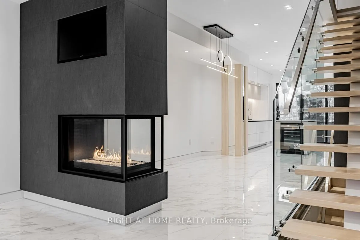 Photo 17 of 677 Huron Street, Toronto, The Annex — HOMEH