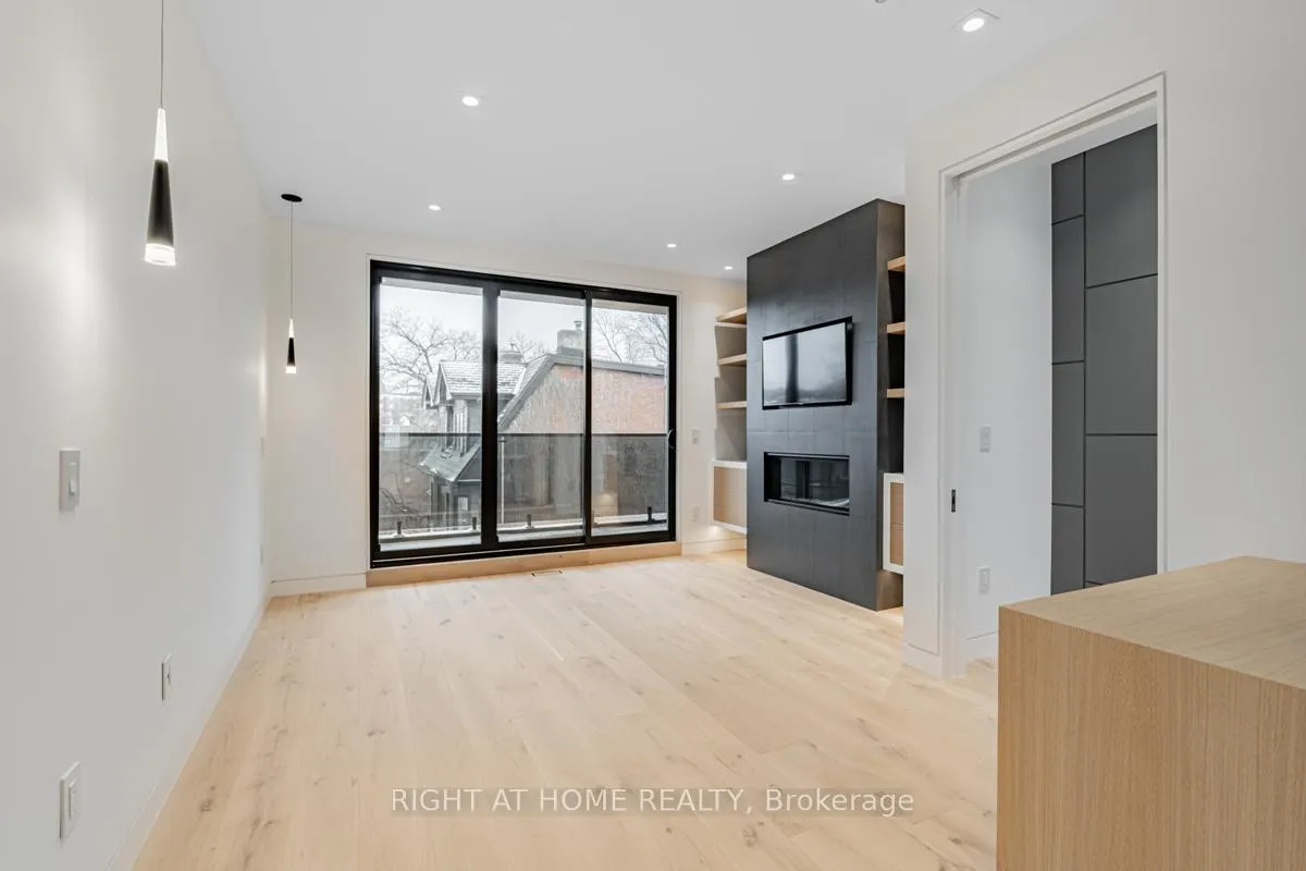 Photo 25 of 677 Huron Street, Toronto, The Annex — HOMEH