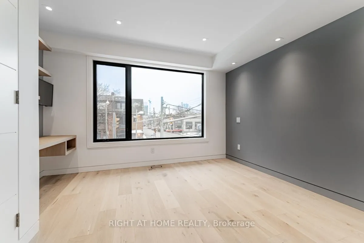 Photo 31 of 677 Huron Street, Toronto, The Annex — HOMEH