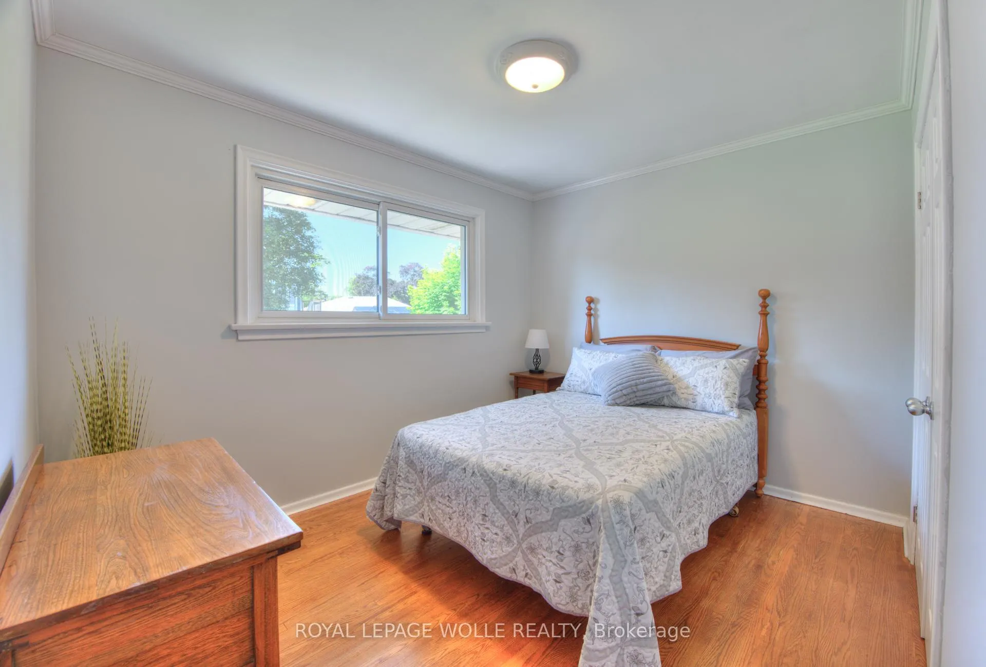 Photo 13 of 71 Broadmoor Avenue, Kitchener — HOMEH