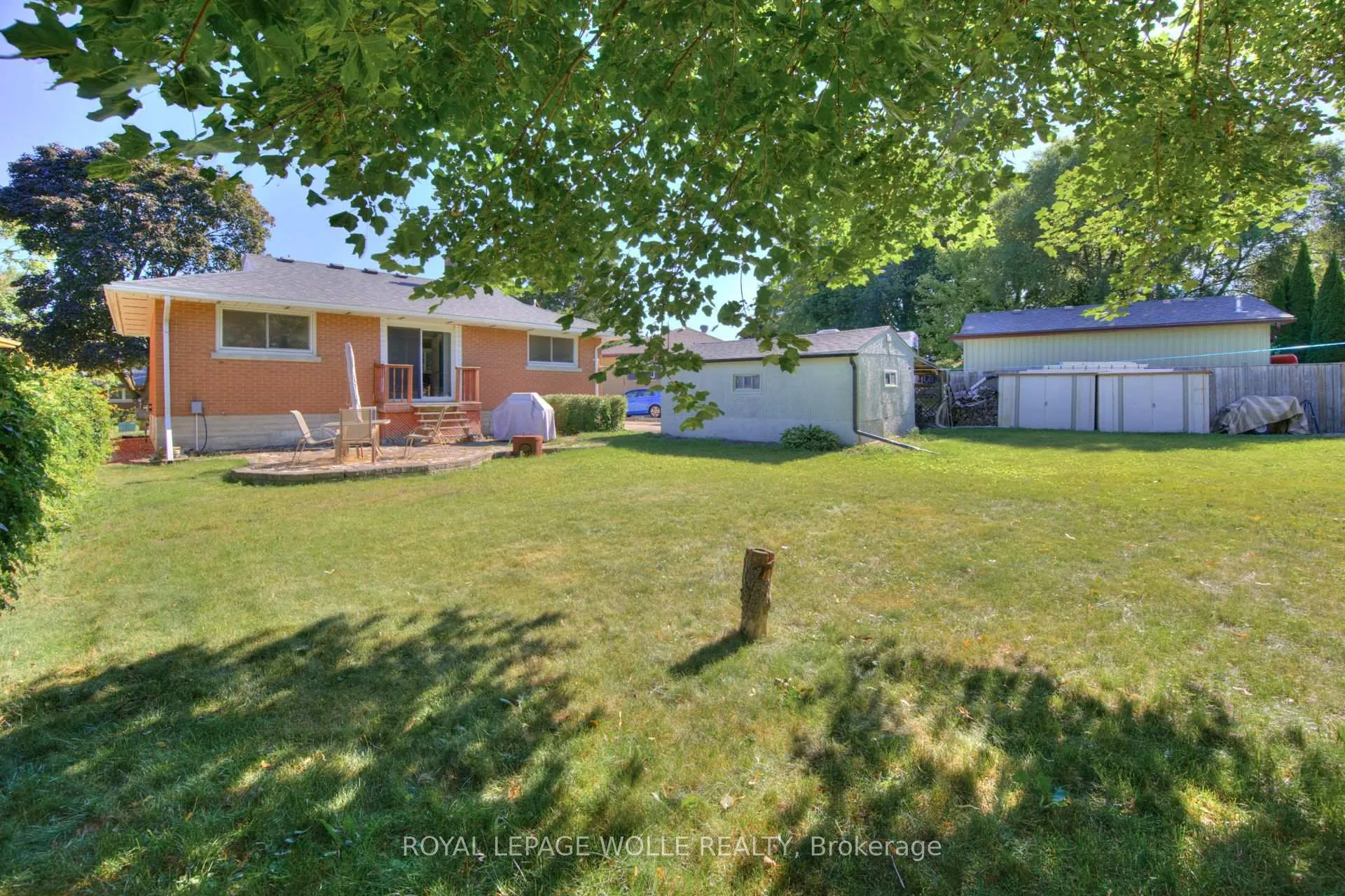 Photo 23 of 71 Broadmoor Avenue, Kitchener — HOMEH