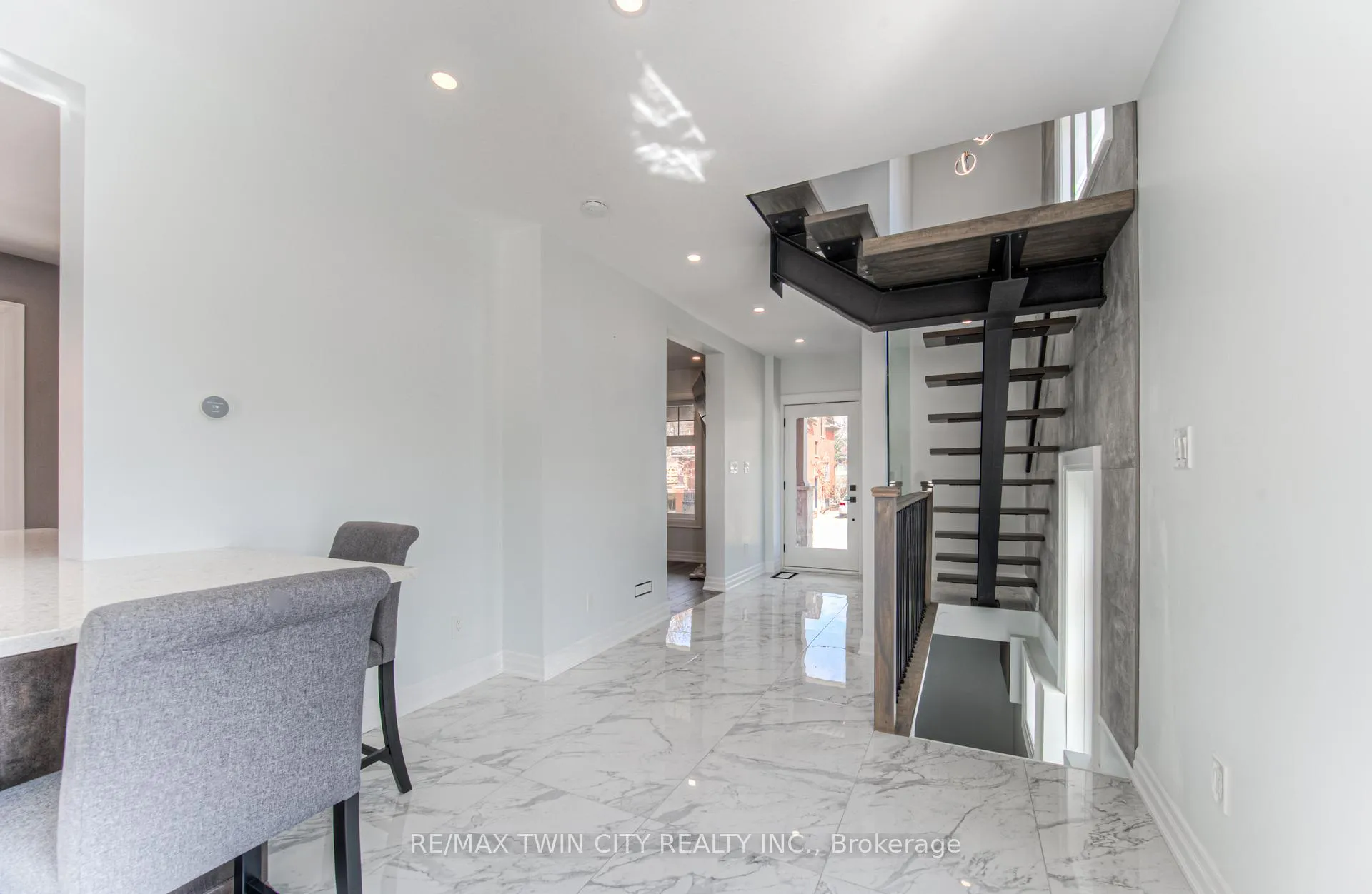 Photo 27 of 31 Dekay Street, Waterloo — HOMEH