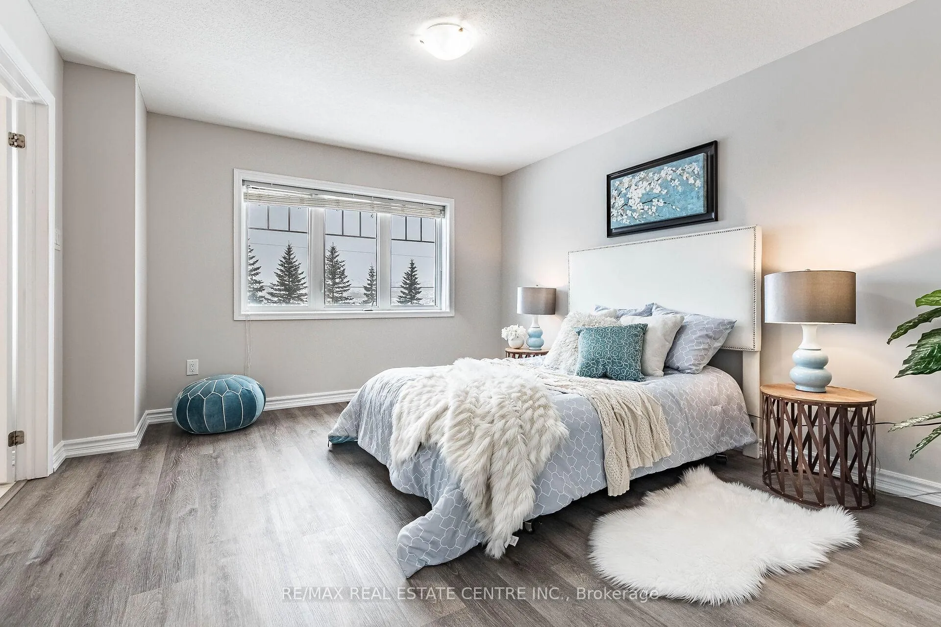Photo 35 of 10 Utter Place, Hamilton, Stoney Creek Mountain — HOMEH