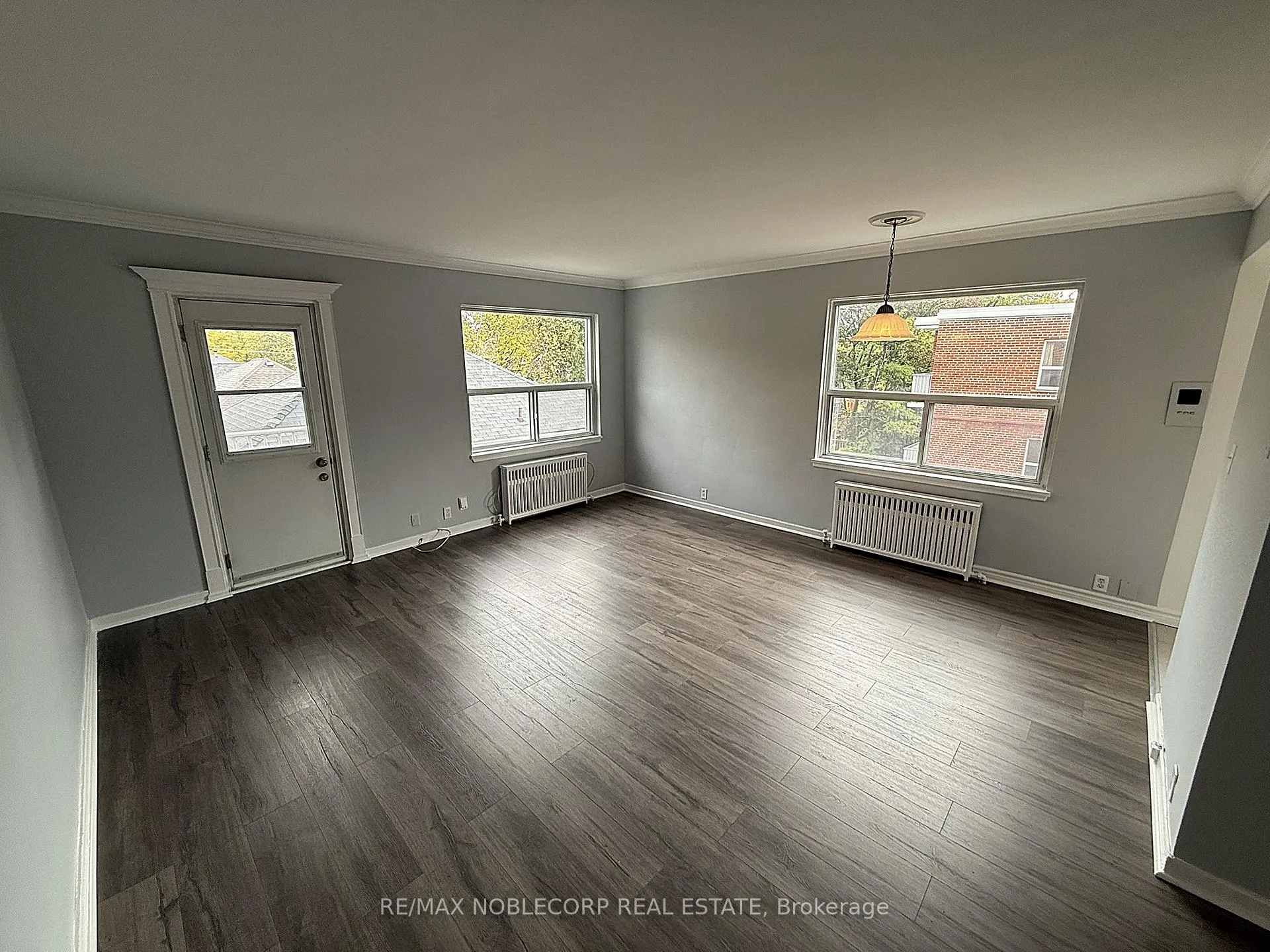 Photo 7 of Unit 305, 1315 Bayview Avenue, Toronto, Leaside — HOMEH