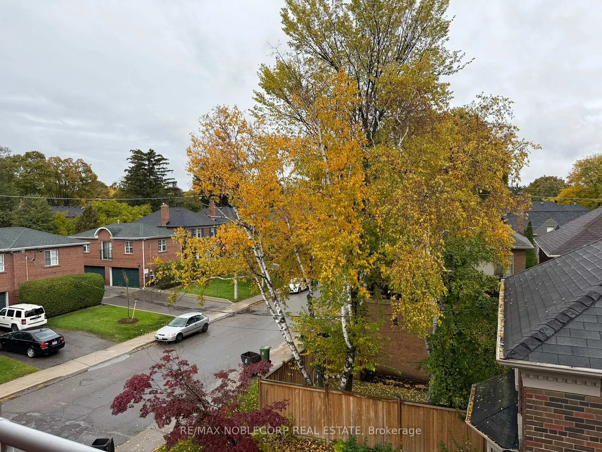 Photo 12 of Unit 305, 1315 Bayview Avenue, Toronto, Leaside — HOMEH