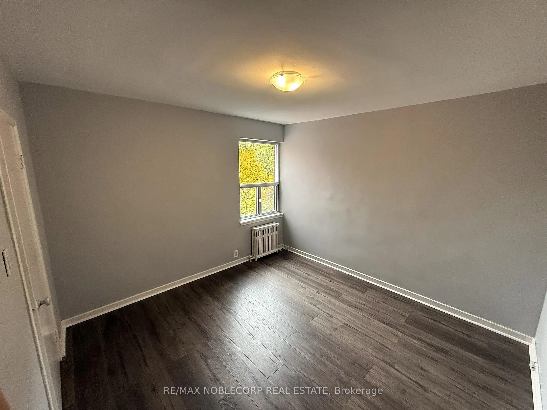 Photo 14 of Unit 305, 1315 Bayview Avenue, Toronto, Leaside — HOMEH