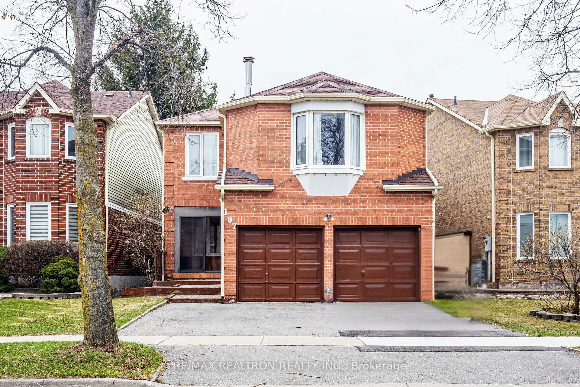 Photo 1 of 107 Brownridge Drive, Vaughan, Brownridge — HOMEH