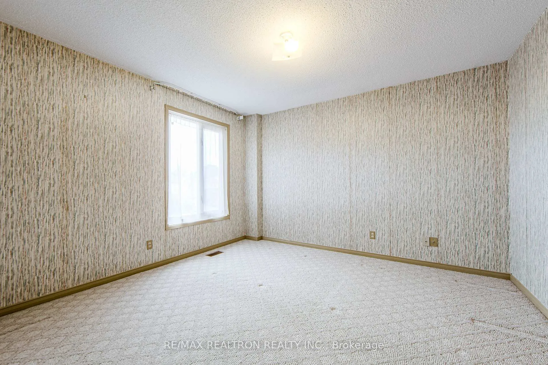 Photo 27 of 107 Brownridge Drive, Vaughan, Brownridge — HOMEH