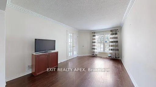 Photo 4 of 143 Veneto Upper Drive, Vaughan, Vaughan Grove — HOMEH