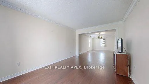 Photo 5 of 143 Veneto Upper Drive, Vaughan, Vaughan Grove — HOMEH