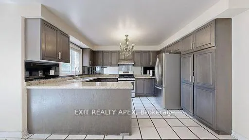 Photo 11 of 143 Veneto Upper Drive, Vaughan, Vaughan Grove — HOMEH