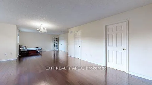 Photo 17 of 143 Veneto Upper Drive, Vaughan, Vaughan Grove — HOMEH