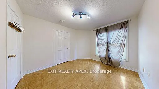Photo 30 of 143 Veneto Upper Drive, Vaughan, Vaughan Grove — HOMEH