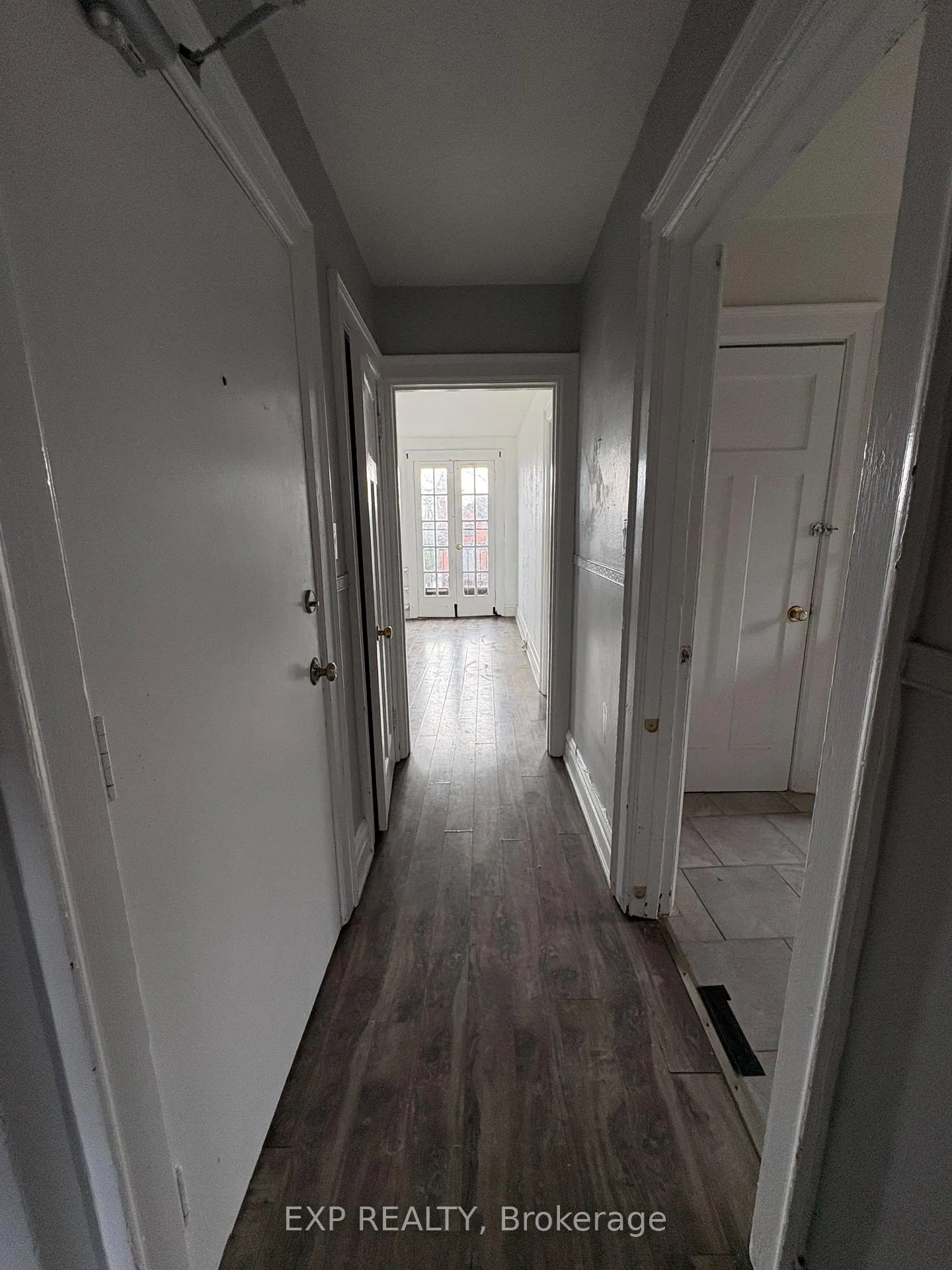 Photo 7 of Unit 3, 50 East Avenue S, Hamilton, Stinson — HOMEH