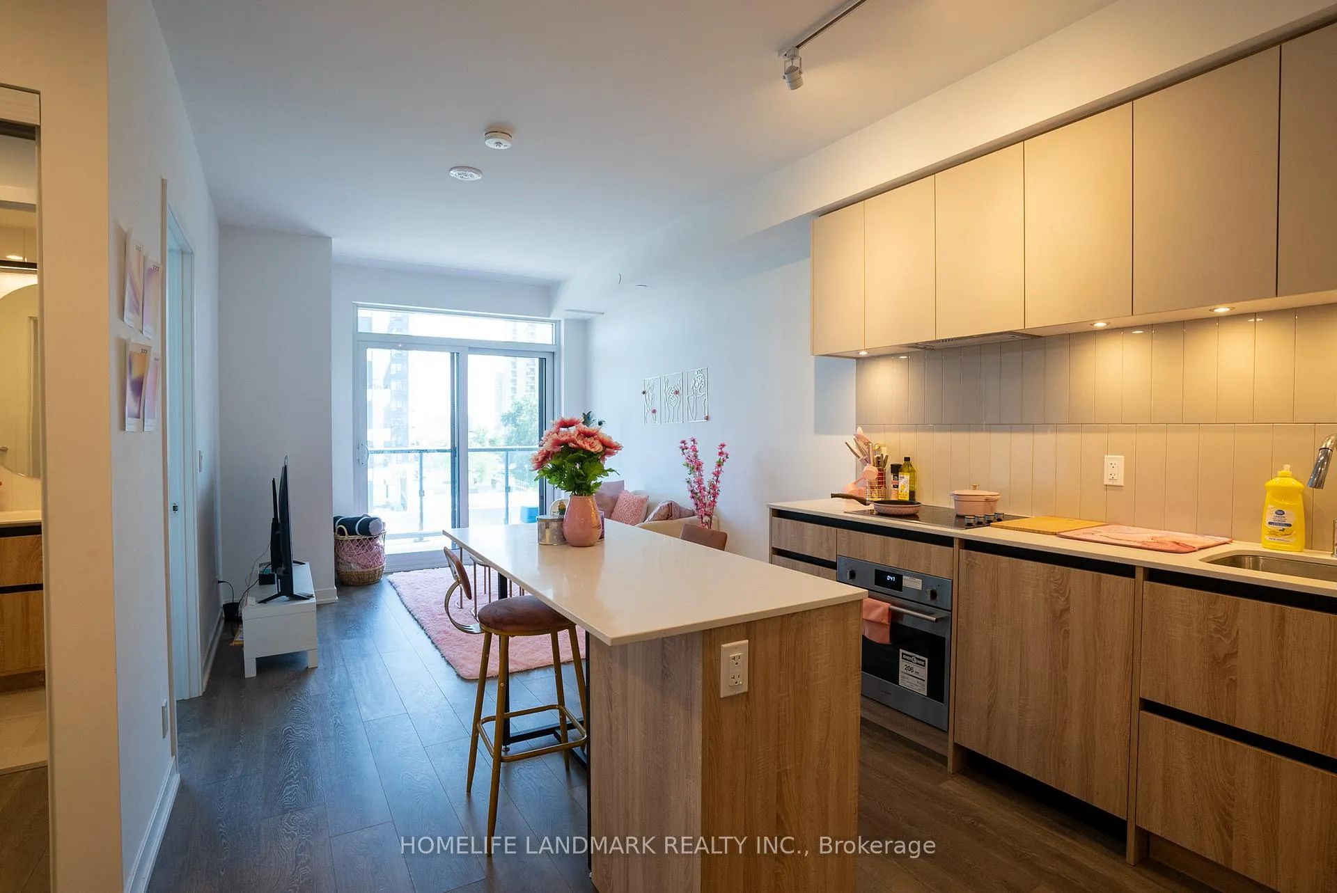 Photo 6 of Unit A-0519, 7950 bathurst Street, Vaughan, Beverley Glen — HOMEH