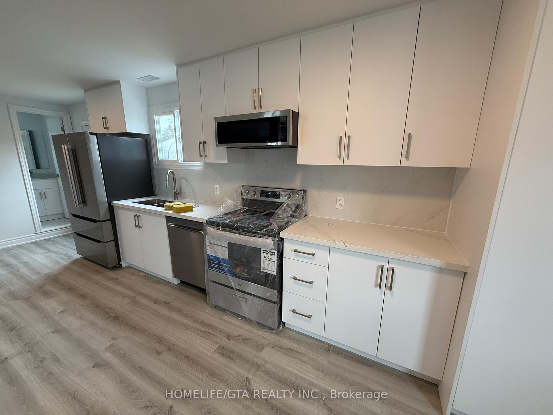 Photo 2 of Unit Unit A, 31474 Lakeridge Road, Georgina, Pefferlaw — HOMEH