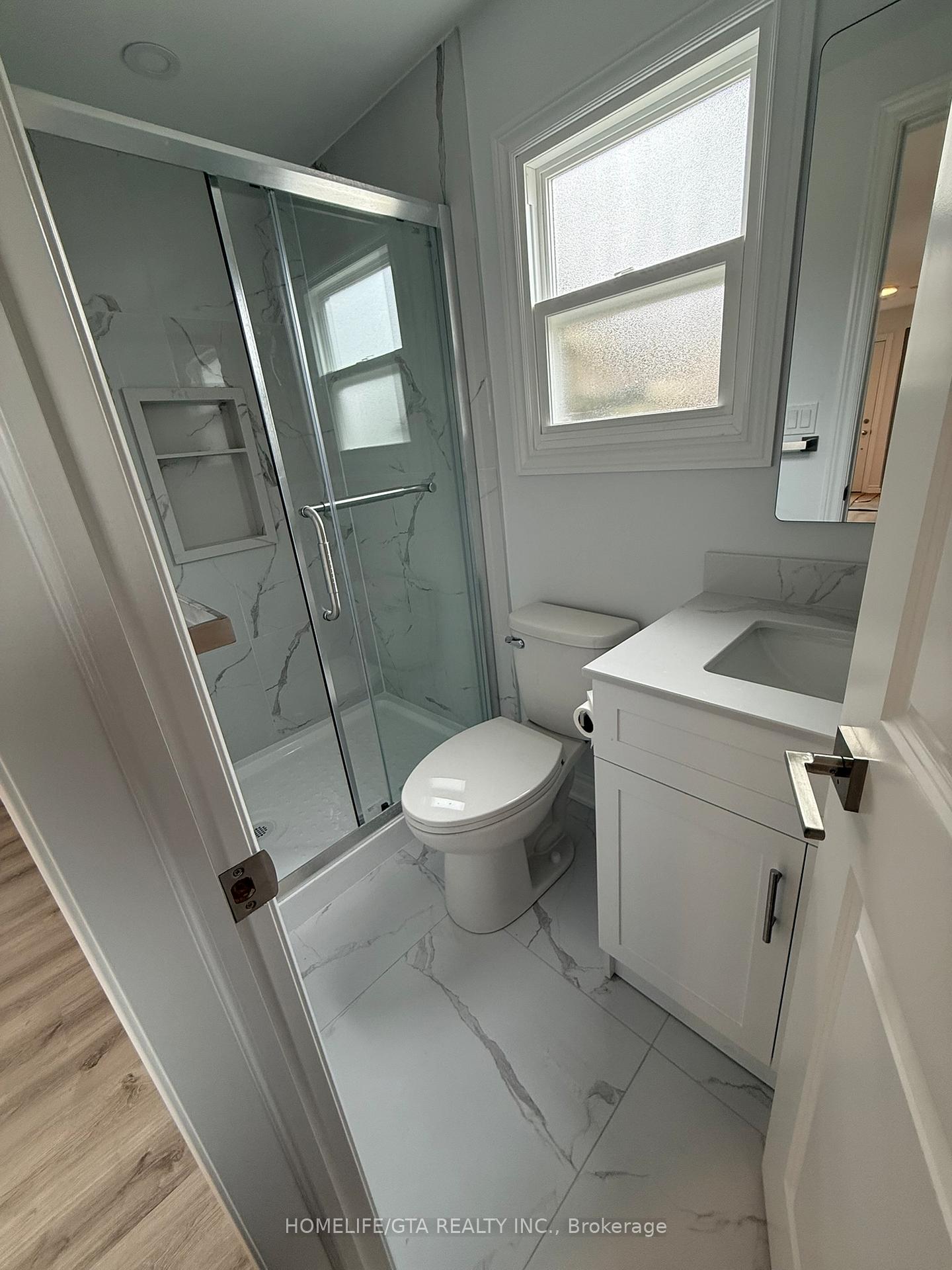 Photo 6 of Unit Unit A, 31474 Lakeridge Road, Georgina, Pefferlaw — HOMEH