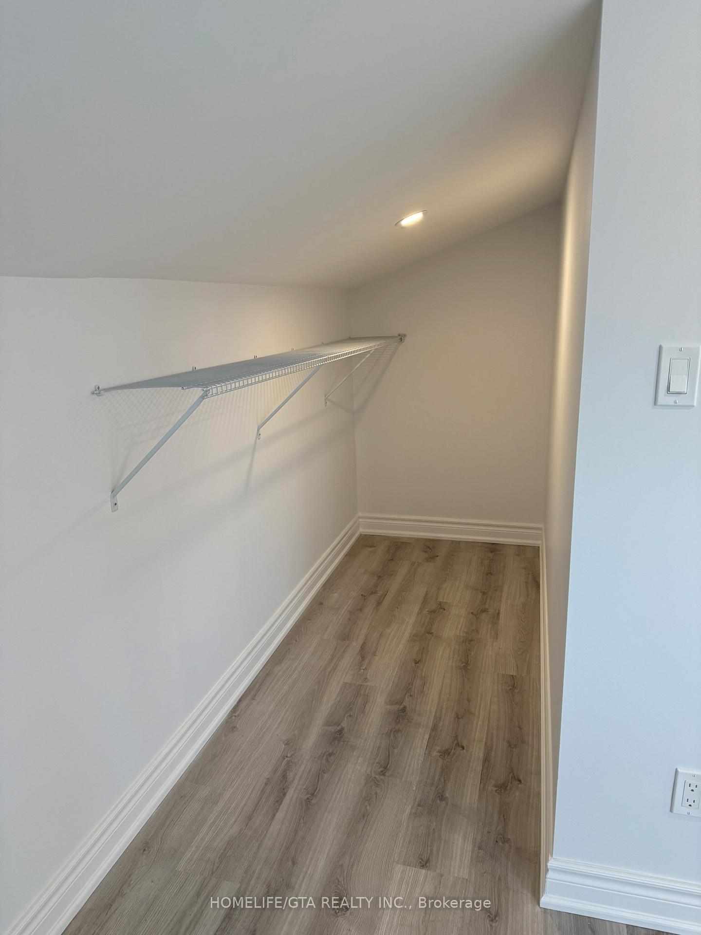 Photo 16 of Unit Unit A, 31474 Lakeridge Road, Georgina, Pefferlaw — HOMEH