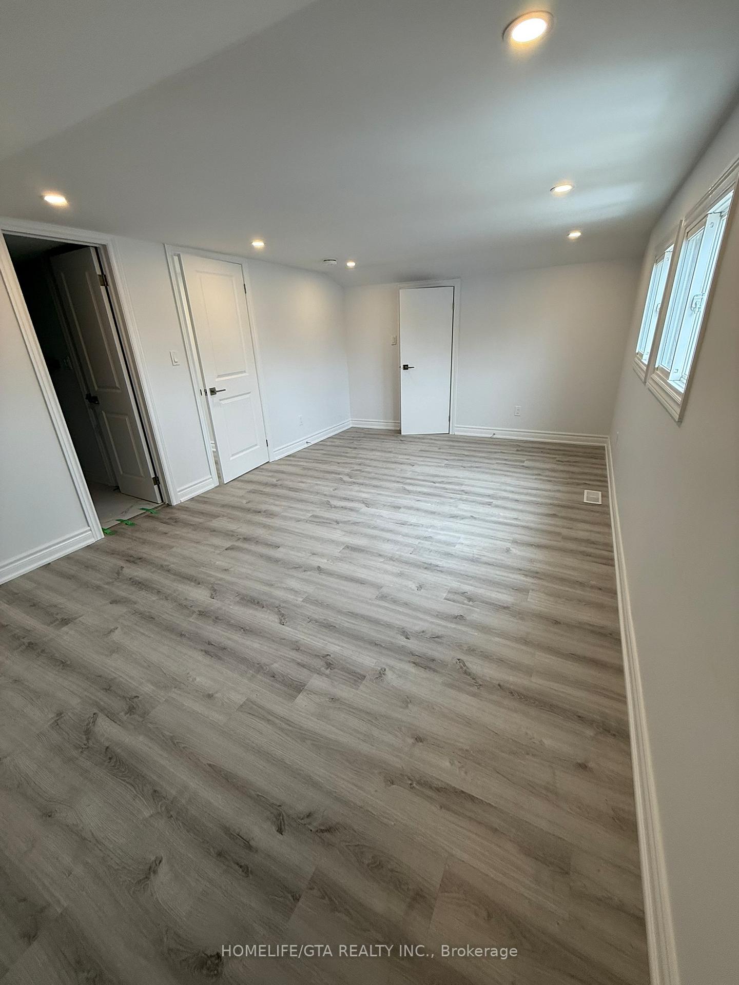 Photo 17 of Unit Unit A, 31474 Lakeridge Road, Georgina, Pefferlaw — HOMEH