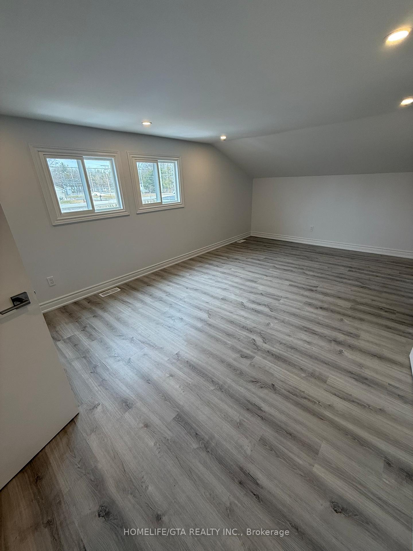 Photo 18 of Unit Unit A, 31474 Lakeridge Road, Georgina, Pefferlaw — HOMEH
