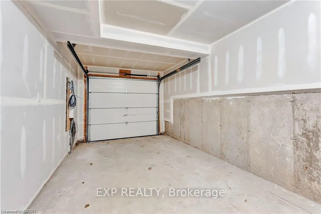 Photo 10 of Unit 39, 99 Roger Street, Kitchener — HOMEH