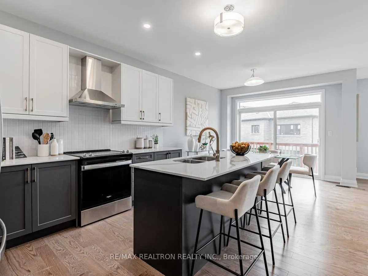 Photo 2 of 32 Sweet Cicely Street, Springwater, Minesing — HOMEH