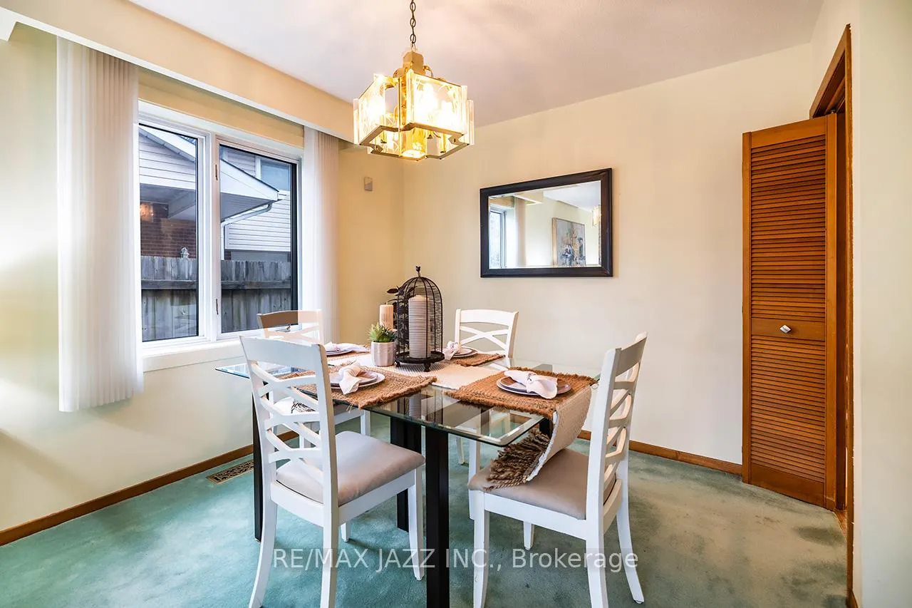 Photo 10 of 350 Orange Crescent, Oshawa, O'Neill — HOMEH
