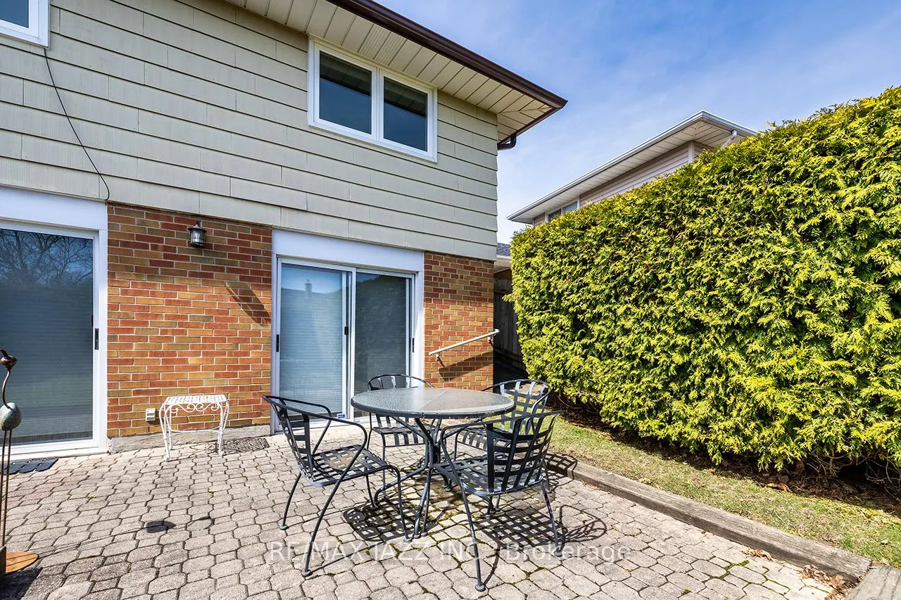 Photo 31 of 350 Orange Crescent, Oshawa, O'Neill — HOMEH