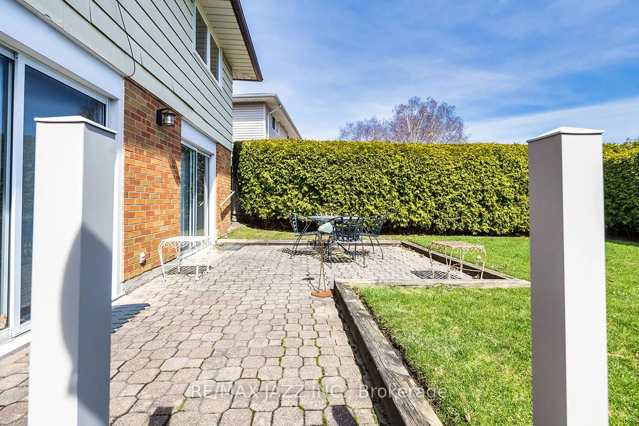 Photo 32 of 350 Orange Crescent, Oshawa, O'Neill — HOMEH