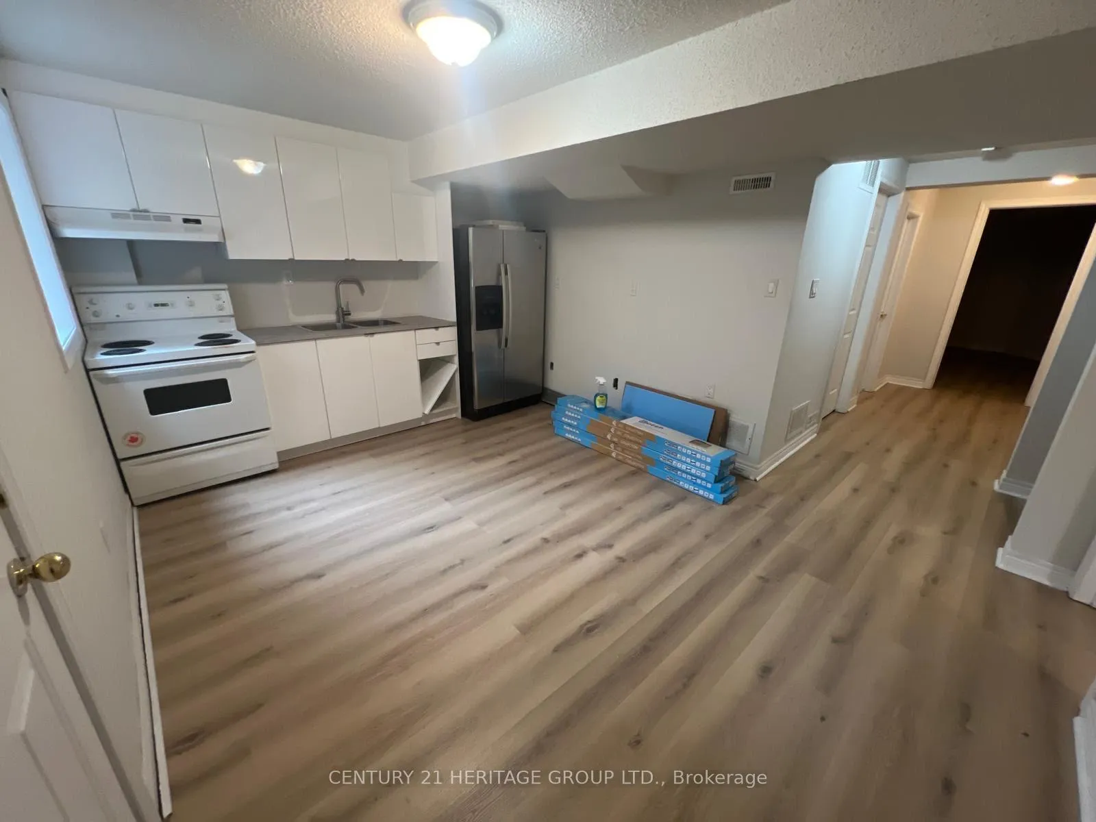Photo 3 of Unit Bsmt, 62 Earl Stewart Drive, Aurora, Bayview Wellington — HOMEH