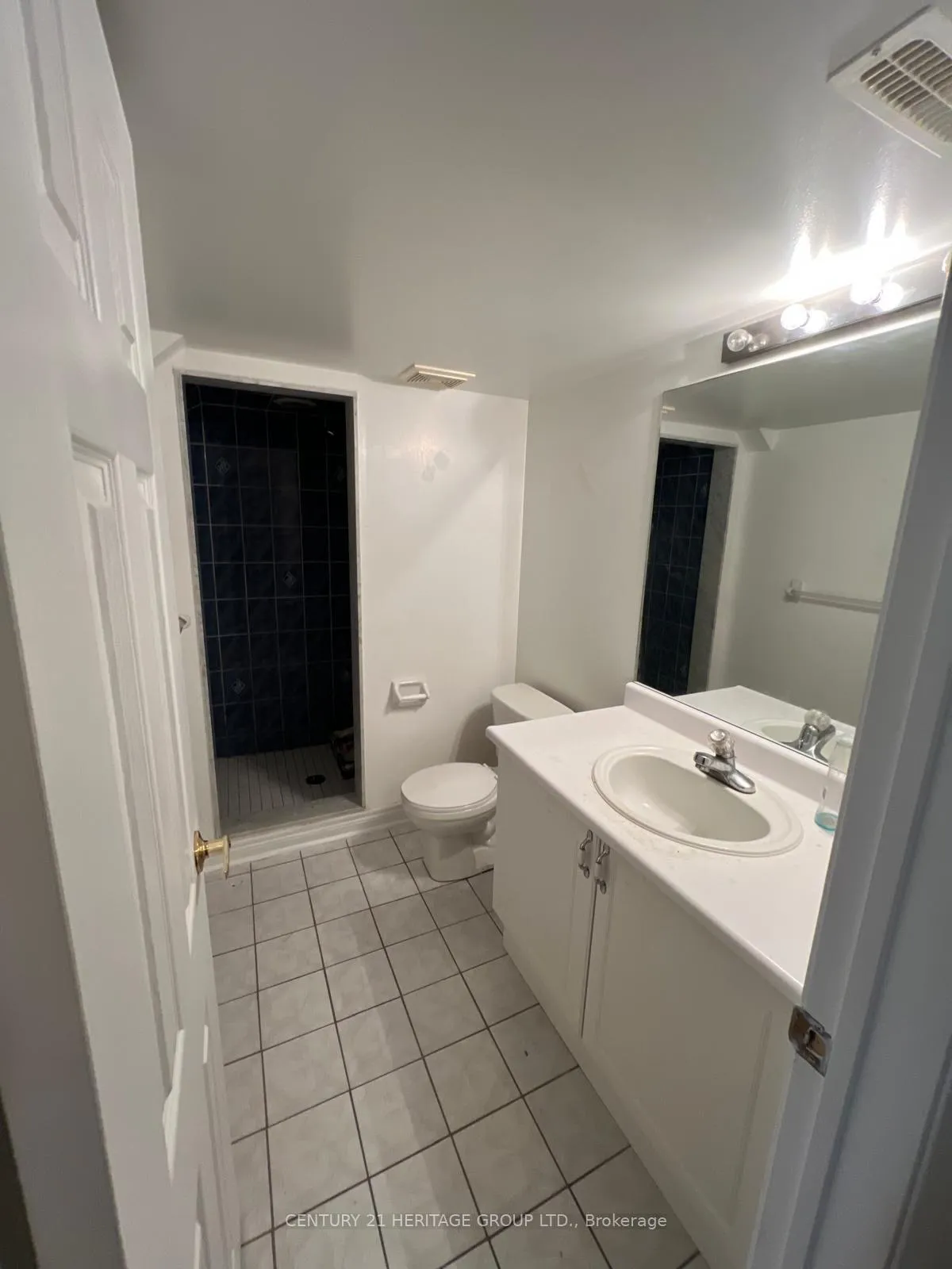 Photo 6 of Unit Bsmt, 62 Earl Stewart Drive, Aurora, Bayview Wellington — HOMEH