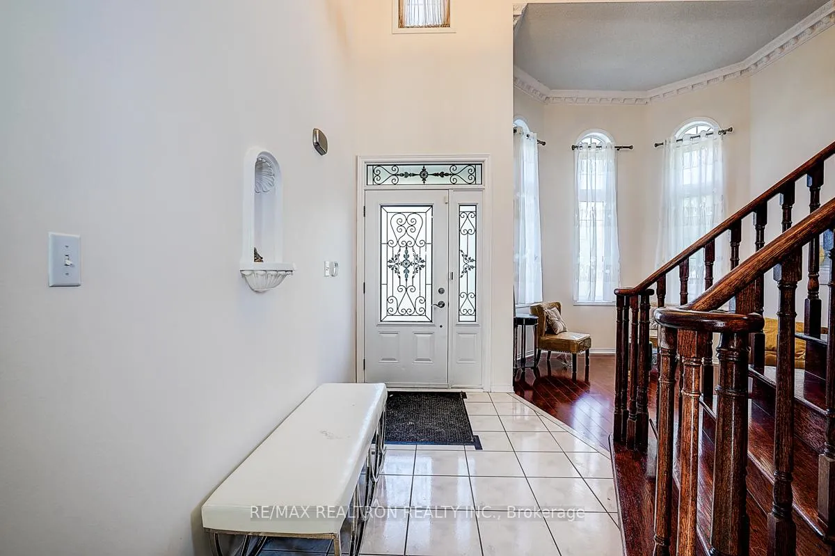 Photo 10 of Unit Main/2nd, 22 Alfred Paterson Drive, Markham, Greensborough — HOMEH