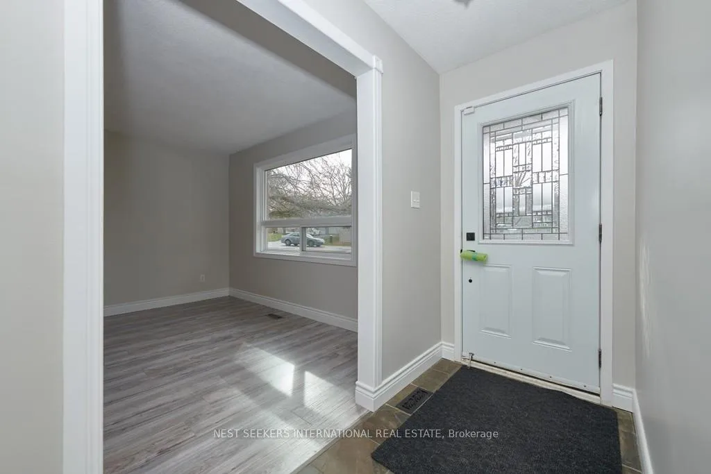 Photo 5 of 257 Dodson Road, Barrie, Painswick North — HOMEH