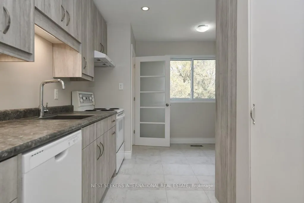 Photo 9 of 257 Dodson Road, Barrie, Painswick North — HOMEH