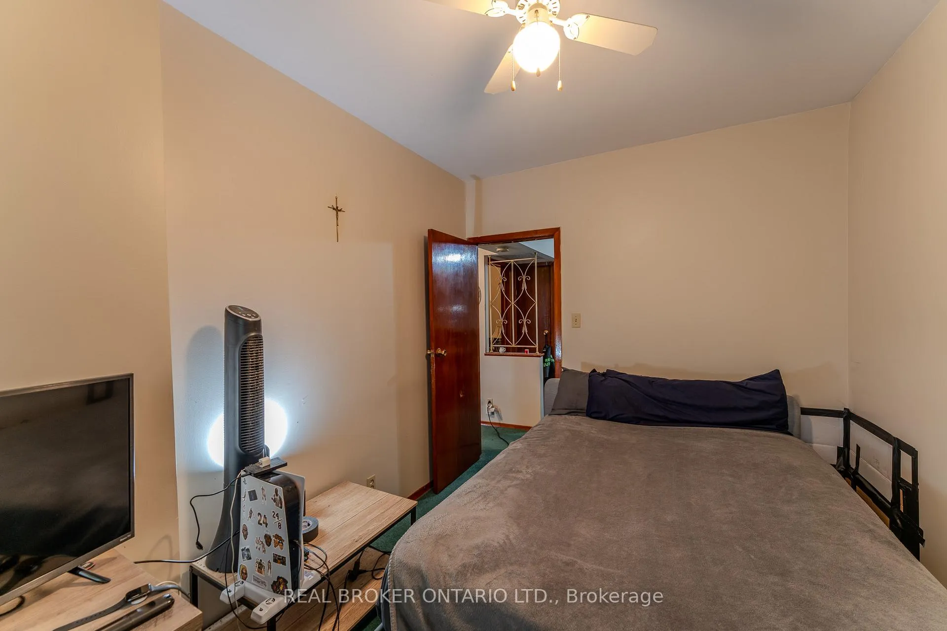 Photo 13 of 33 Clyde Street, Hamilton, Landsdale — HOMEH