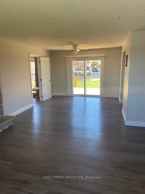 Photo 8 of 19 Bruce Avenue, Georgina, Keswick South — HOMEH