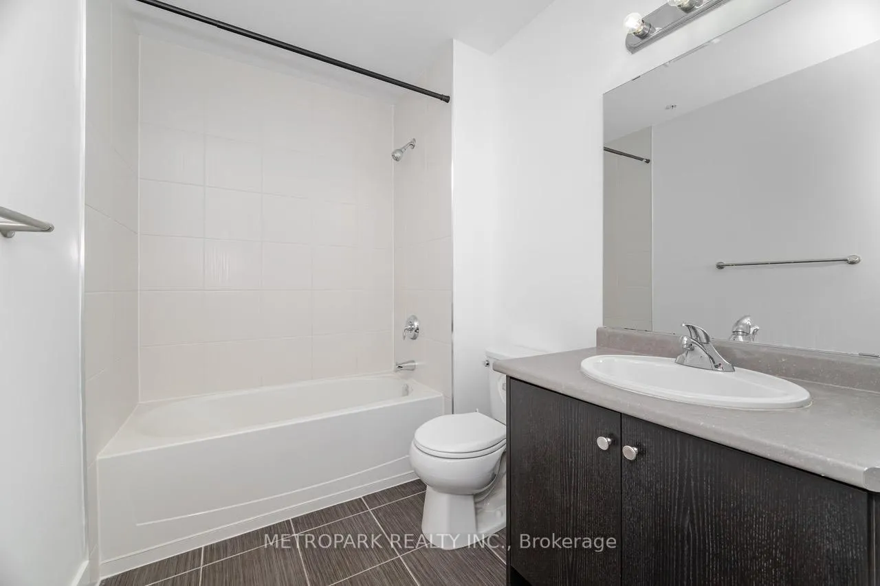 Photo 19 of Unit 102, 85 Robinson Street, Hamilton, Durand — HOMEH