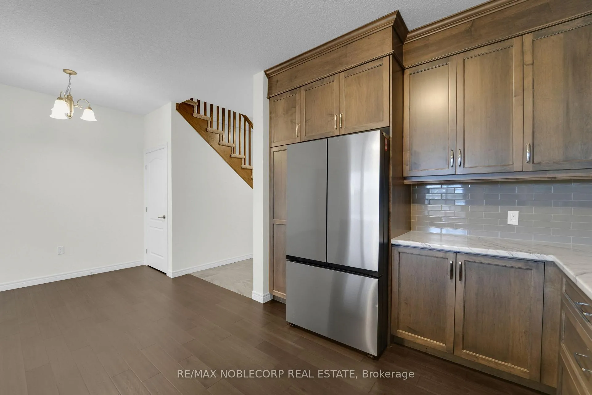 Photo 19 of 15 Lloyd Davies Way, Hamilton, Rural Glanbrook — HOMEH