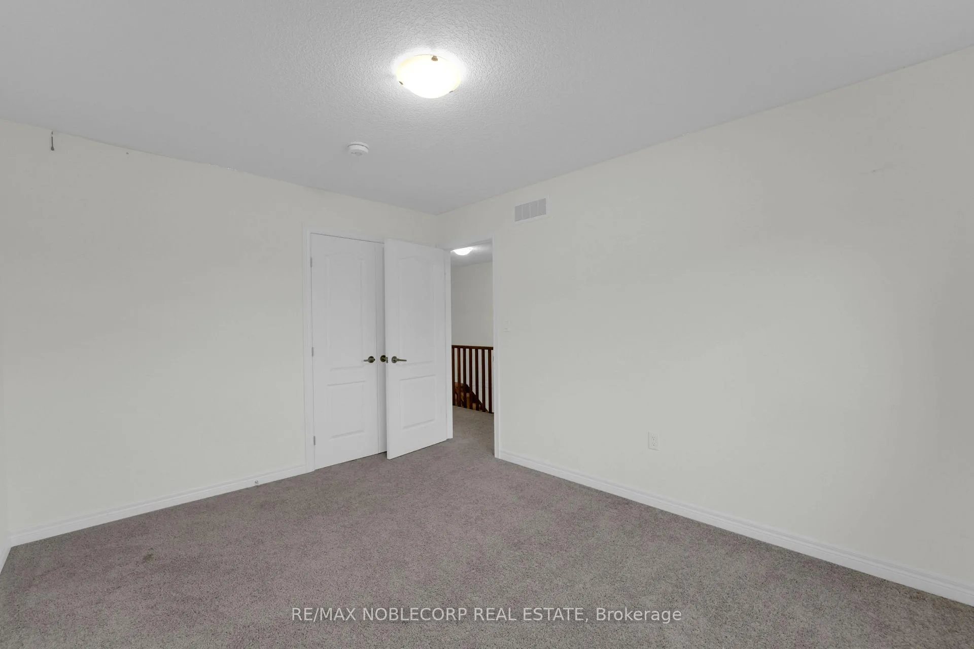Photo 41 of 15 Lloyd Davies Way, Hamilton, Rural Glanbrook — HOMEH