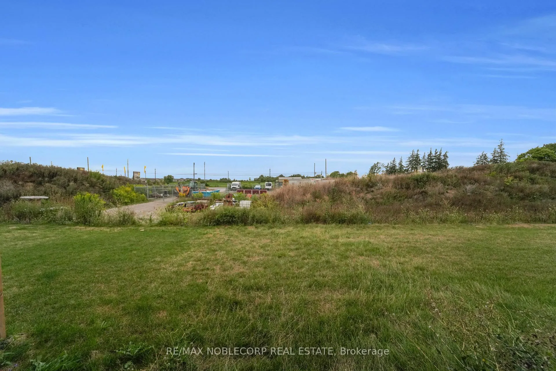 Photo 49 of 15 Lloyd Davies Way, Hamilton, Rural Glanbrook — HOMEH