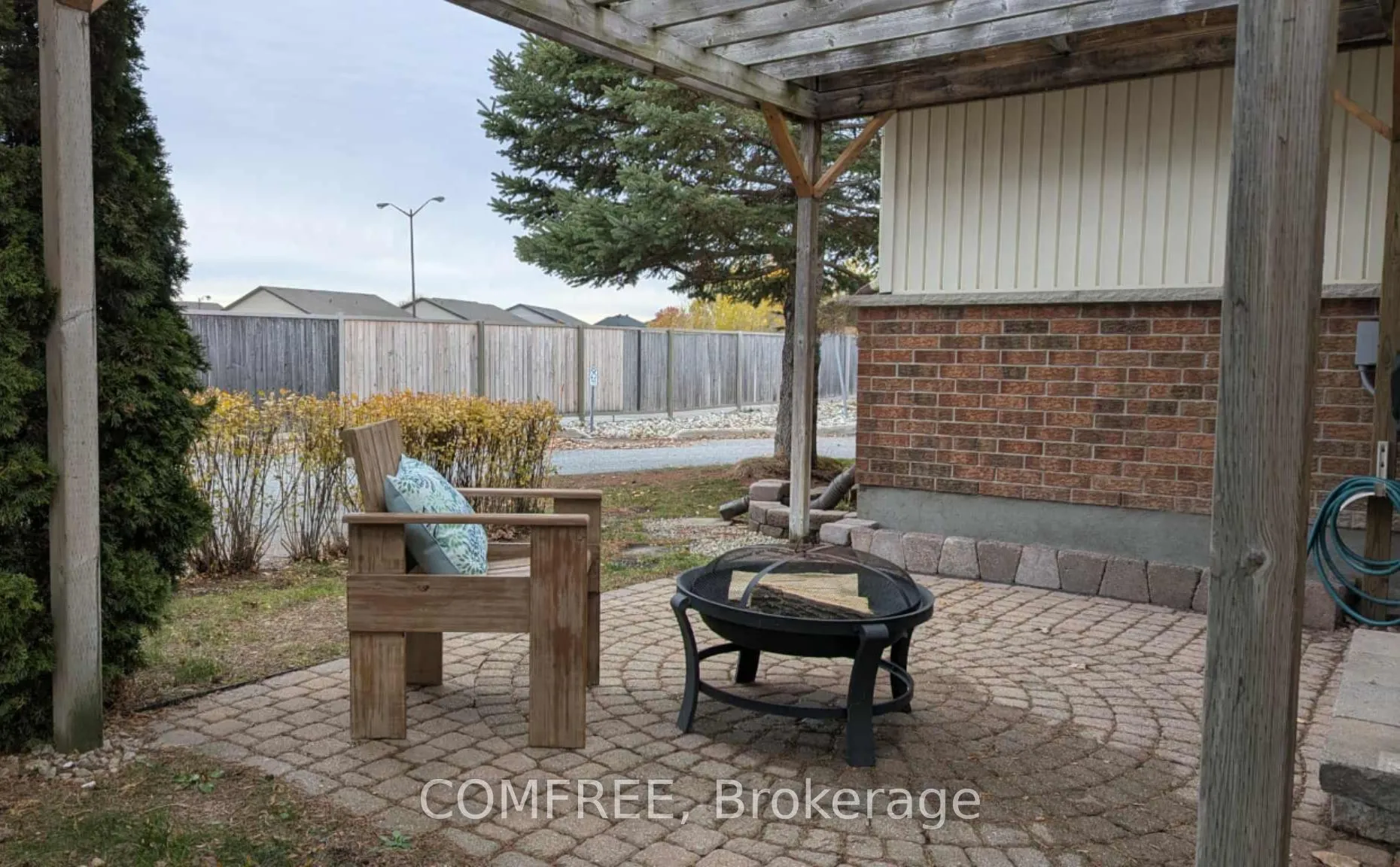 Photo 14 of 410 Grassendale Private, Ottawa, Richmond — HOMEH