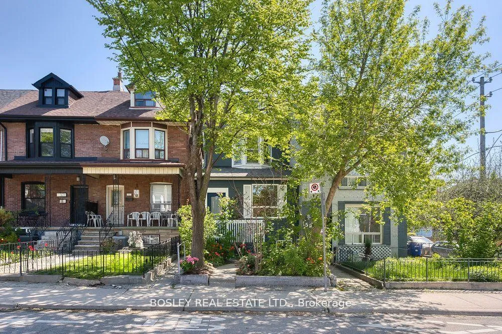 Front of 159A Gladstone Avenue