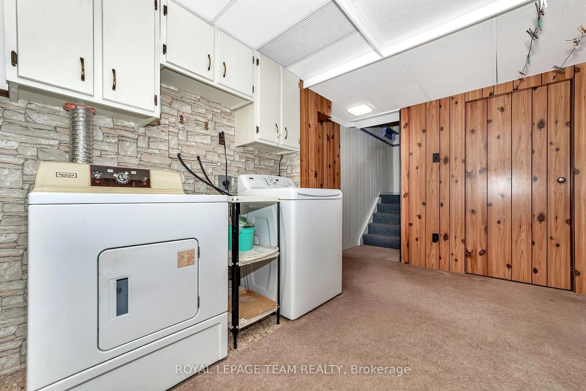 Photo 16 of 2099 Balharrie Avenue S, Ottawa, Hawthorne Meadows — HOMEH