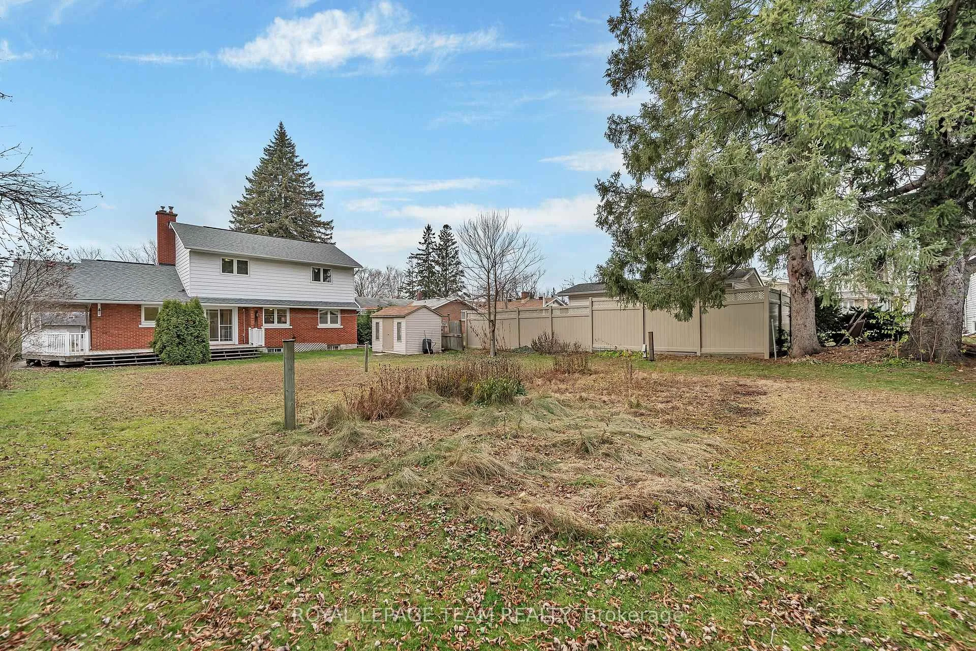 Photo 23 of 2099 Balharrie Avenue S, Ottawa, Hawthorne Meadows — HOMEH