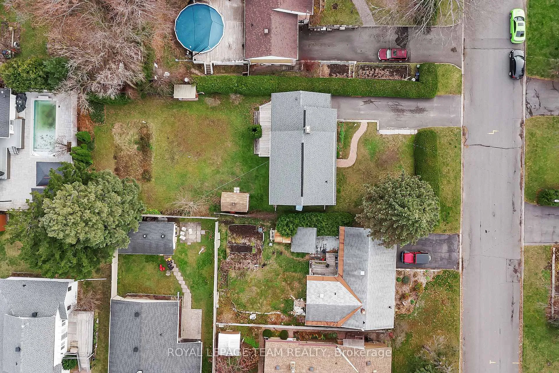 Photo 26 of 2099 Balharrie Avenue S, Ottawa, Hawthorne Meadows — HOMEH