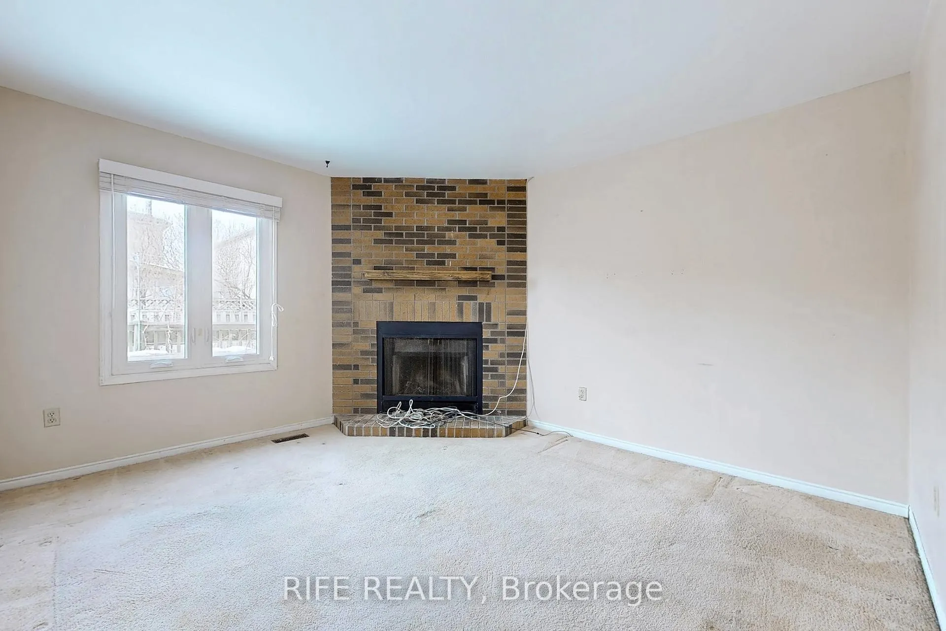 Photo 6 of 88 Stather Crescent, Markham, Milliken Mills East — HOMEH