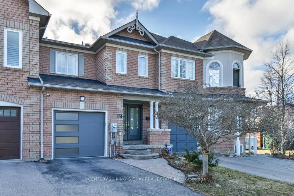 Photo 2 of 131 Downey Circle, Aurora, Bayview Wellington — HOMEH