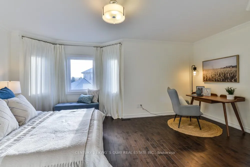 Photo 17 of 131 Downey Circle, Aurora, Bayview Wellington — HOMEH